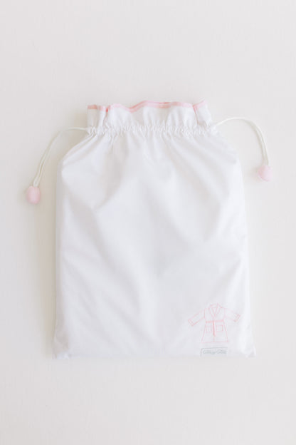 Bathrobe with pink scallop trim