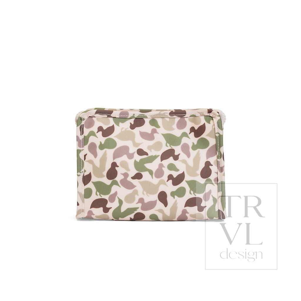 ROADIE Medium Zip Pouch - DECOY CAMO